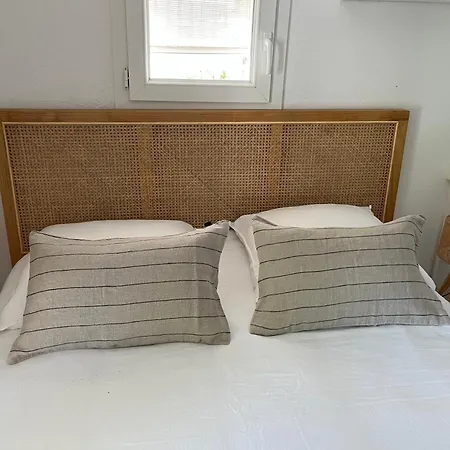 Le Mazet En Ete En Garrigue Nimoise Et Parking 4* 님