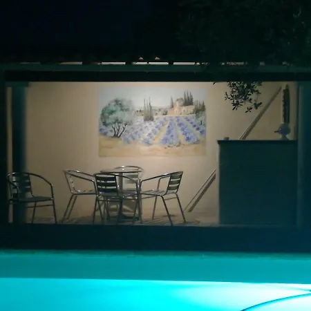 Le Mazet En Ete - Maison En Garrigue Nimoise Guest house Nimes